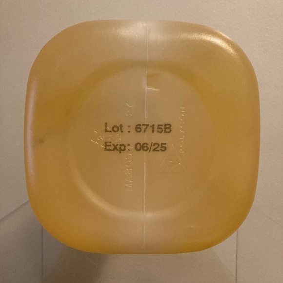 Robathol Bath Oil for Sensitive Skin by Vanicream. Gallon Size. - Picture 2 of 2